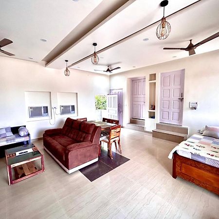 Gooseberry Garden Villa Ayodhya Buitenkant foto